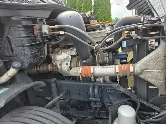 2019 FREIGHTLINER CASCADIA 125