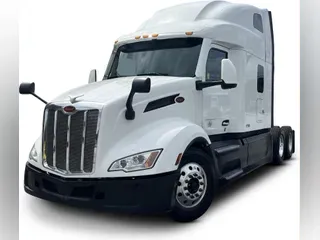 2022 Peterbilt 579