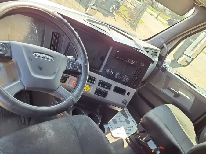 2019 FREIGHTLINER NEW CASCADIA PX12664