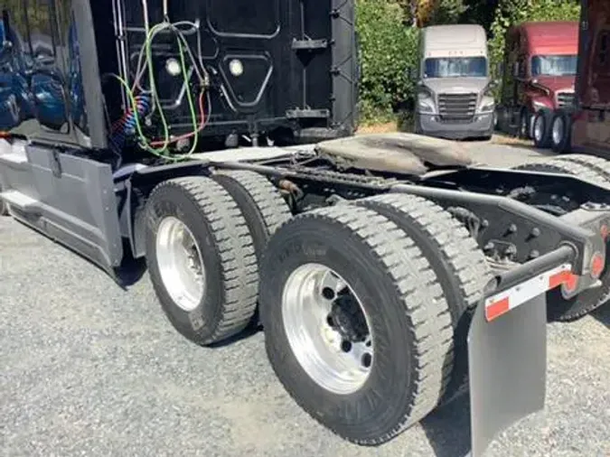 2022 Freightliner Cascadia