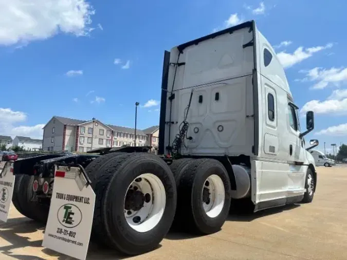2020 Freightliner New Cascadia 126edeb52dfbe0a1b9763ec0a029236e235