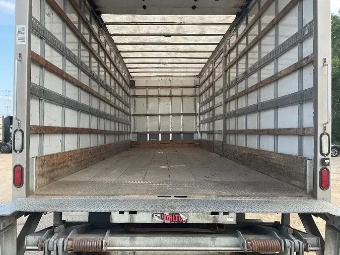 2018 Freightliner M2