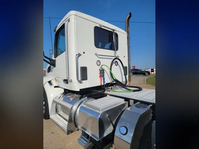 2020 Peterbilt 579
