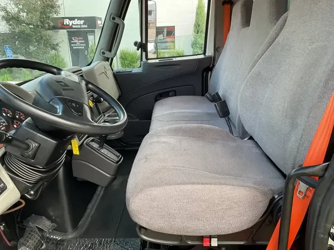2018 NAVISTAR INTERNATIONAL 4300
