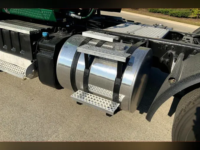 2020 INT LT625 6x4