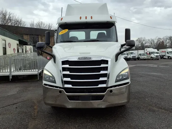 2020 FREIGHTLINER/MERCEDES NEW CASCADIA 116