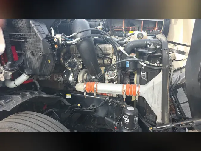 2025 Freightliner Cascadia 126edfcbb1716ccd1bb0a85f145a5a57d88