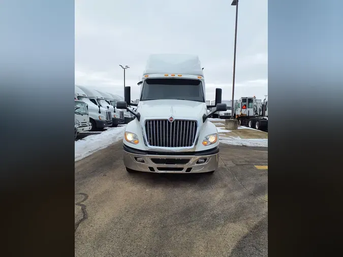 2019 NAVISTAR INTERNATIONAL LT625 SLPR CABedfd282fe222e8a0909cfdb336bf740c