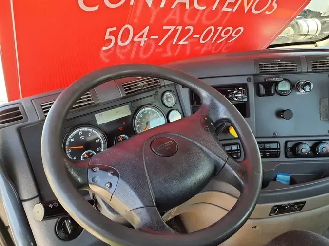2019 FREIGHTLINER CASCADIA 113