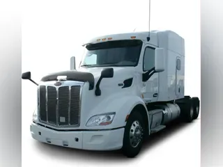 2022 Peterbilt 579