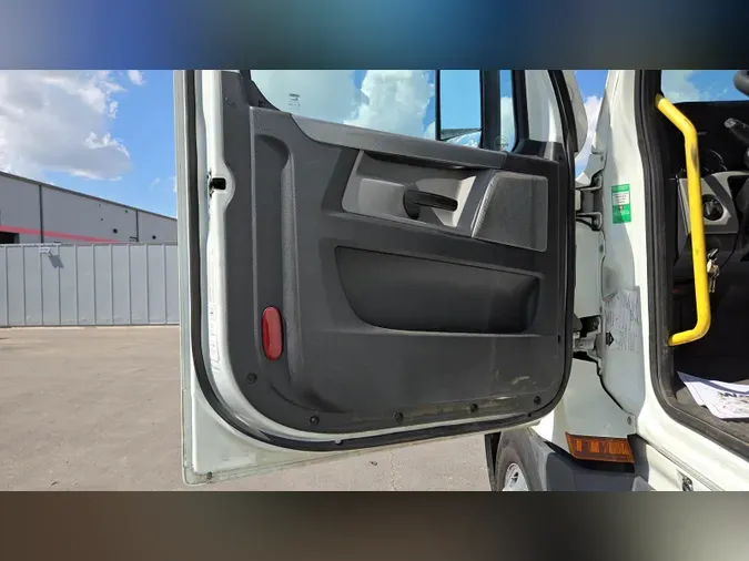 2022 Freightliner Cascadia 126ee03c9c5980e076f9d2bd6b6ab69ec16