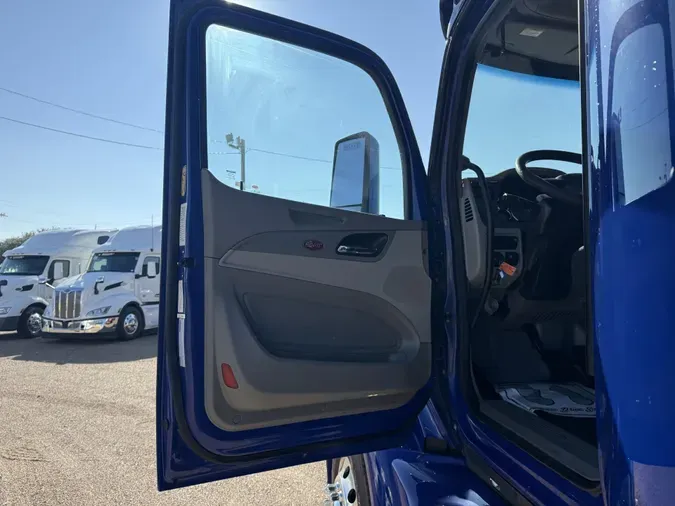 2022 Peterbilt 579