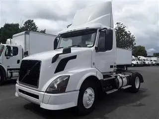 2014 Volvo VNL42TRACTOR