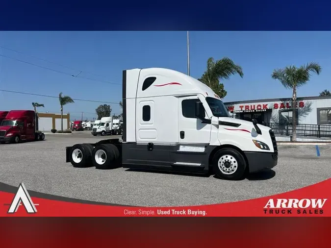 2021 FREIGHTLINER CA126