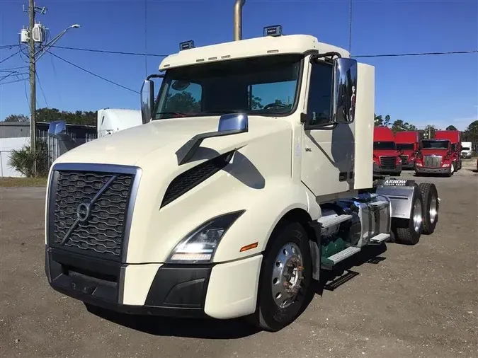 2019 VOLVO VNL300ee0ba2c99f7629daba9ce8b65c1f385a