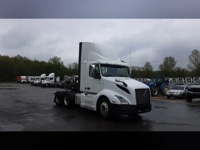 2019 Volvo VNL300