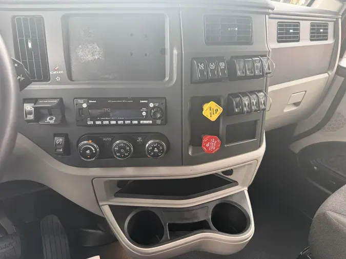 2022 Peterbilt 579