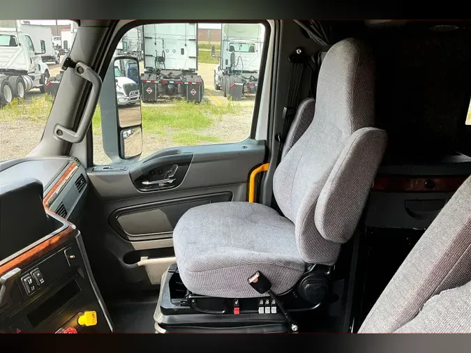 2021 INT LT625 6x4