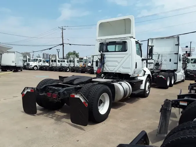 2020 NAVISTAR INTERNATIONAL RH613 DAYCAB S/A