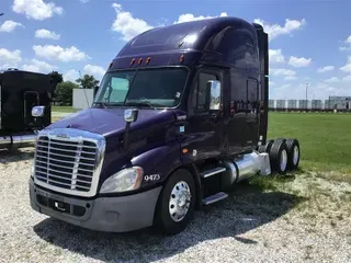 2015 FREIGHTLINER CA113