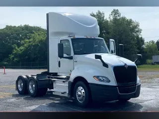 2025 INT LT625 6X4