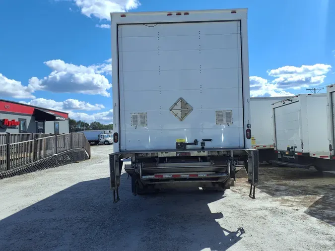 2019 FREIGHTLINER/MERCEDES M2 106