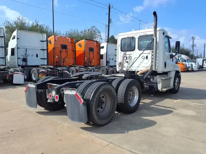 2019 FREIGHTLINER/MERCEDES CASCADIA 125