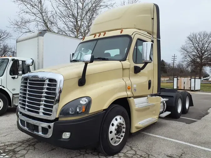 2019 FREIGHTLINER/MERCEDES CASCADIA 125ee211456273d217ccf838f90f8474d0b