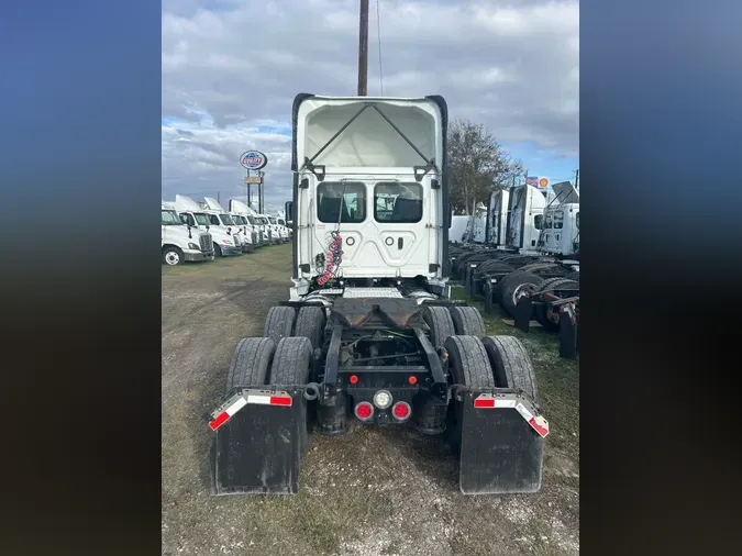 2019 FREIGHTLINER/MERCEDES CASCADIA 125