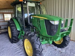 2014 John Deere 5085E