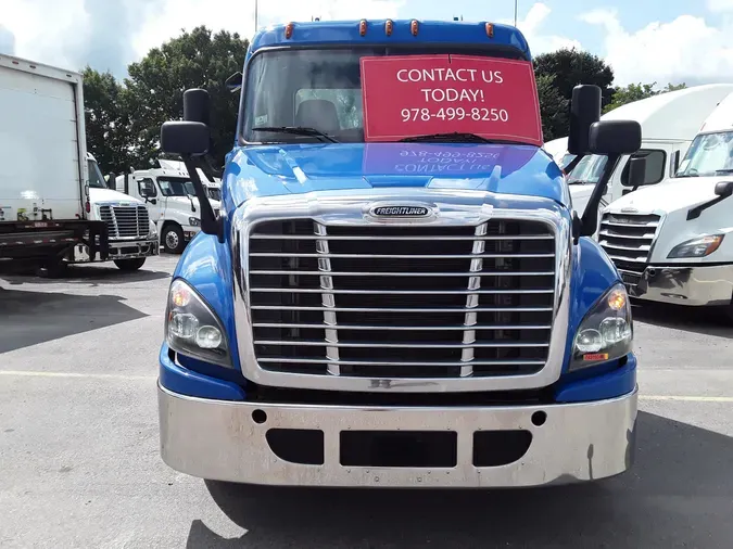 2018 FREIGHTLINER/MERCEDES CASCADIA 125