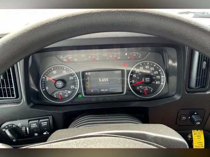 2023 INT LT625 6x4