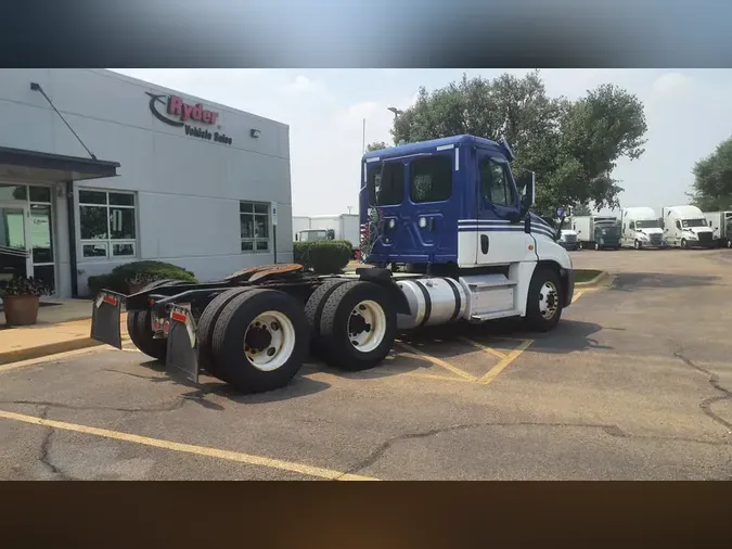 2020 FREIGHTLINER/MERCEDES CASCADIA 125ee25f38050c790527351cd93d18d8157