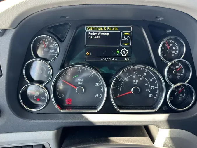 2021 Peterbilt 579ee29891c4087399b6aca958221a10845