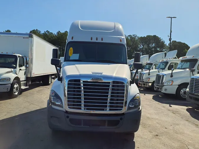 2019 FREIGHTLINER/MERCEDES CASCADIA 125