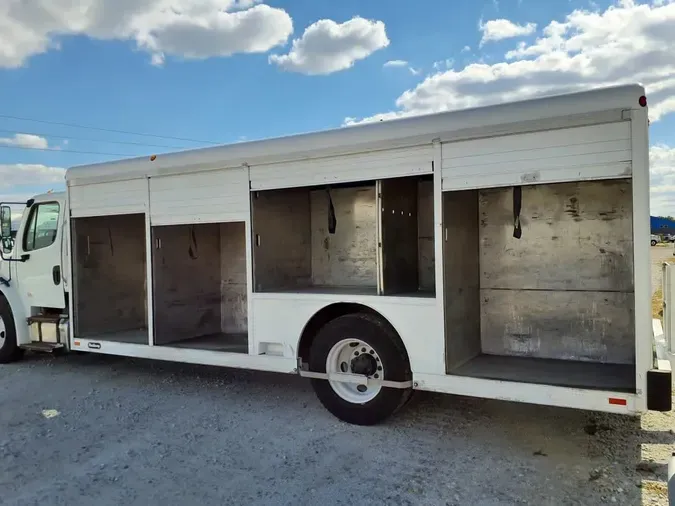 2018 FREIGHTLINER/MERCEDES M2 106