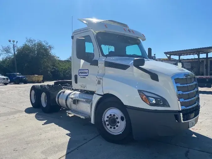 2018 Freightliner T12664STee2e8941823d891ed68a13f6ccd9fa4a