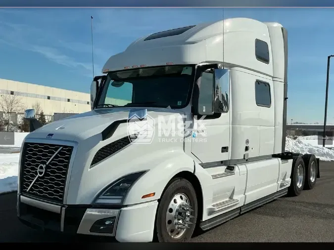2025 VOLVO VNL64T860ee2ef3b1da9013c94e77782e07be8ed8