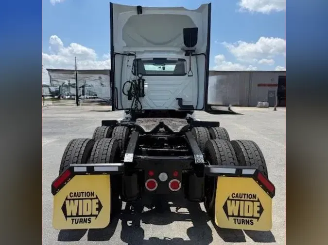 2019 International LT625