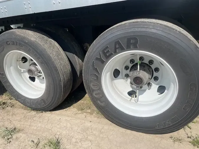 2026 WABASH 53'; 24" Skirts T/I