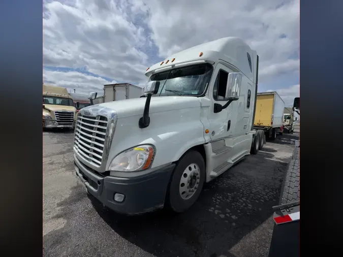 2018 FREIGHTLINER/MERCEDES CASCADIA 125ee37a8d5e0bb56c0546c4db54a9657f9