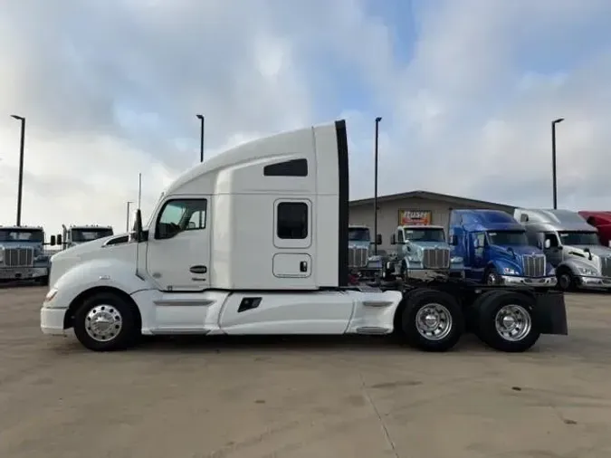 2022 Kenworth T680ee3967ee5de6367f50c77f783616c1a3
