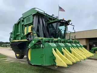 2019 John Deere CP690