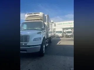 2020 FREIGHTLINER/MERCEDES M2 106