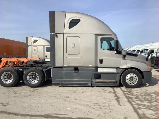 2023 Freightliner Cascadia