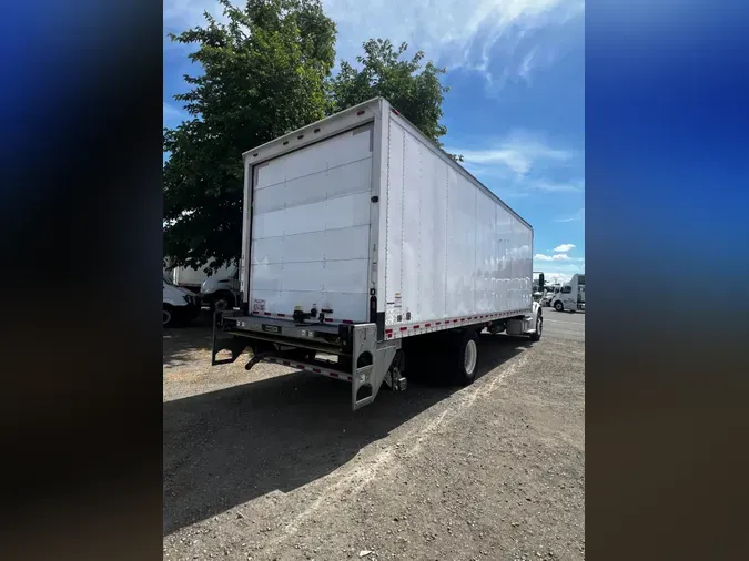 2019 FREIGHTLINER M2 106