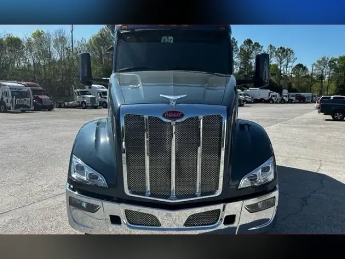 2025 Peterbilt 579