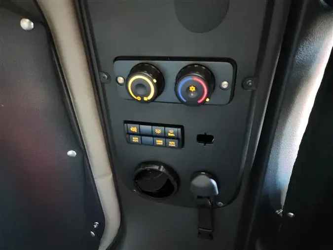 2020 FREIGHTLINER CA116ee4c39c9aa00120f1c289114993d2c7a