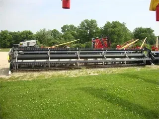 2006 GLEANER 8000