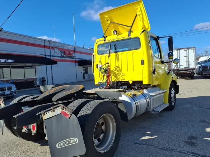 2019 FREIGHTLINER/MERCEDES M2-112